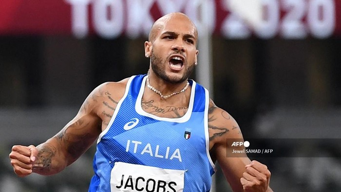 Lamont Marcell Jacobs raih emas dari lari 100 meter putra di Olimpiade Tokyo 2020 (Foto: AFP/JEWEL SAMAD)