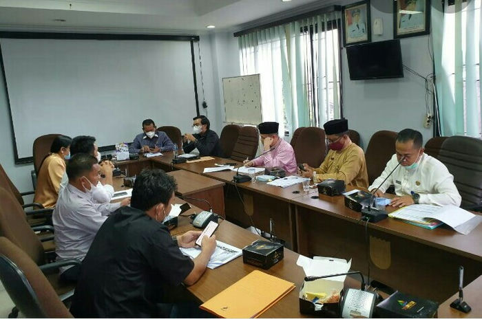 Suasana Hearing berlangsung dan turut dihadiri Wakil Ketua DPRD Kota Pekanbaru Ginda Burnama ST