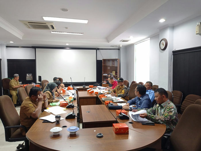 Suasana Hearing Komisi IV Bersama Bappeda Pekanbaru